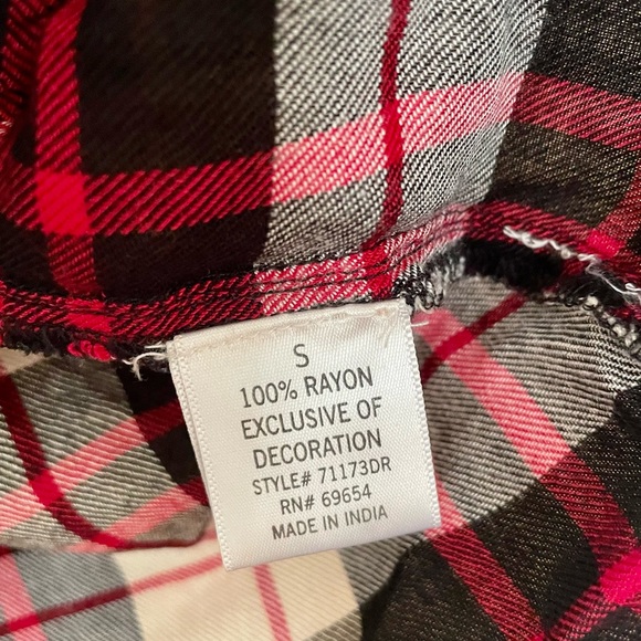 Francesca’s Off-the-Shoulder Flowy Plaid Top, Size Small, NWOT - Picture 5 of 7